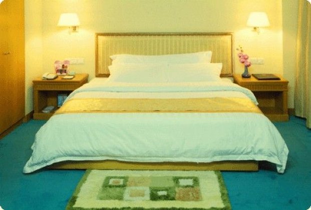 Guangzhou Nanfang Yiyuan Hotel photo 2