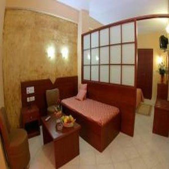 City Life Port Hotel