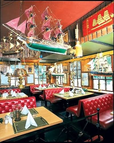 THE FLAMINGO