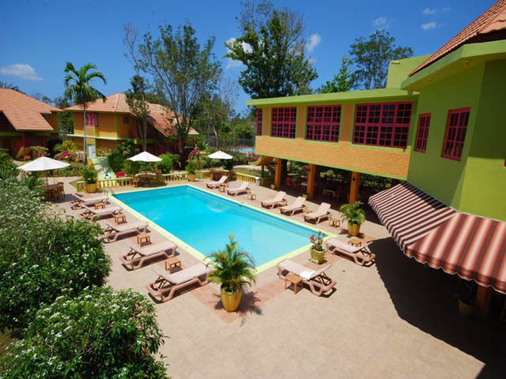 The Oasis Resort photo 3