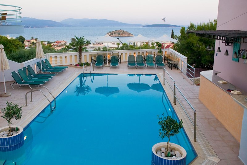 Amaryllis Hotel Apartments photo 3