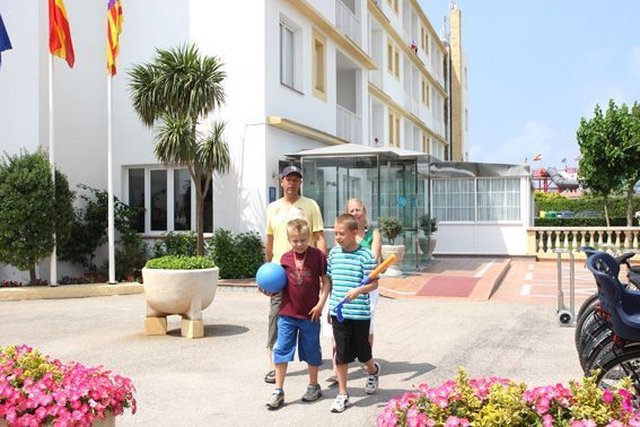 SunConnect Los Delfines Hotel & Apartamentos
