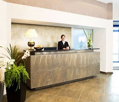 ROSS Hotel