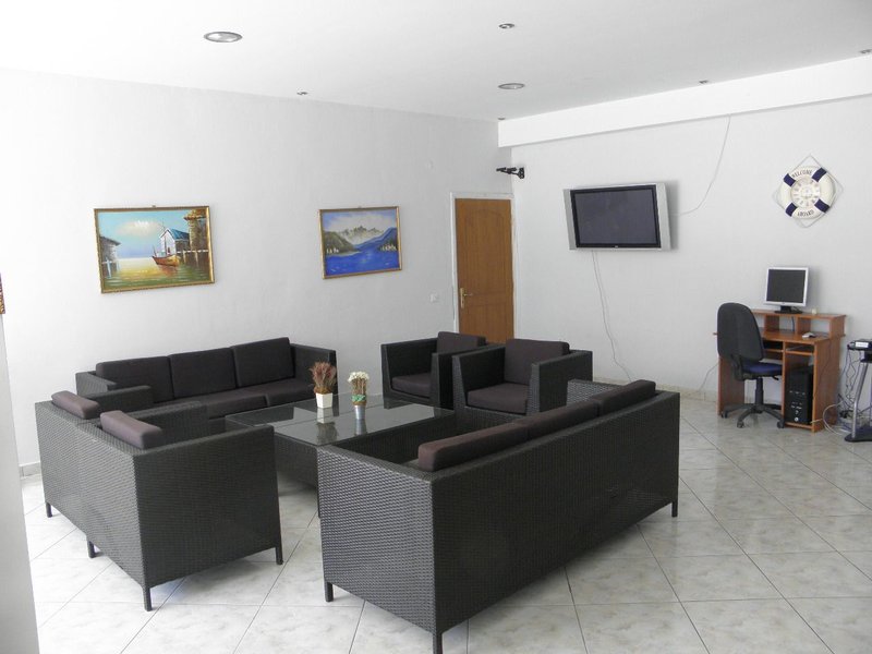Vossos Hotel Apartments