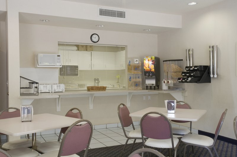 The Inelle, Oakhurst Yosemite, a Tribute Portfolio Hotel