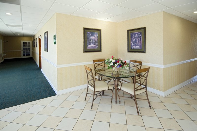 Motel 6 Warner Robins, GA