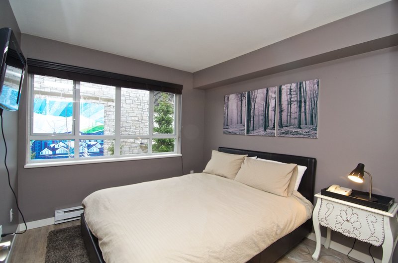 Town Plaza Suites