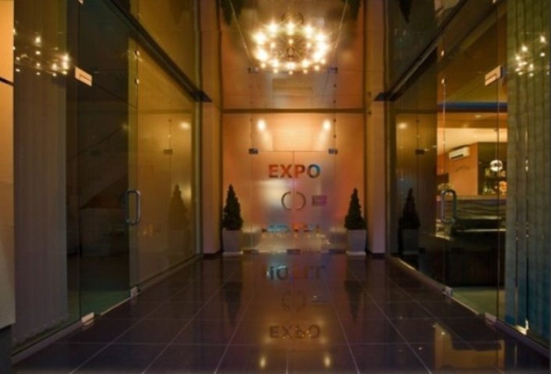 Expo Hotel