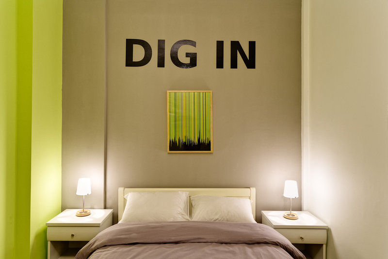 Colors Rooms & Apartments