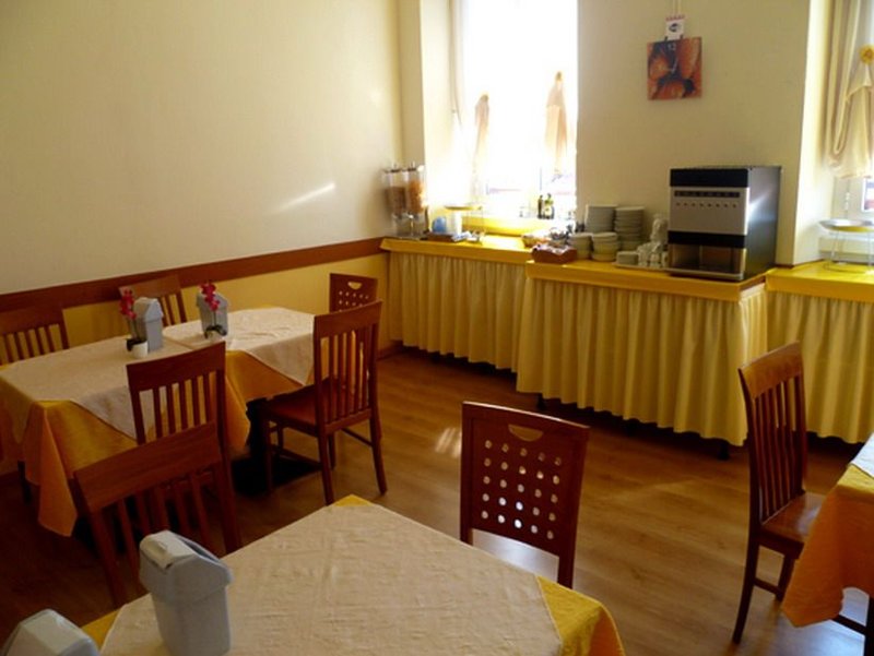 Alabarda Hotel