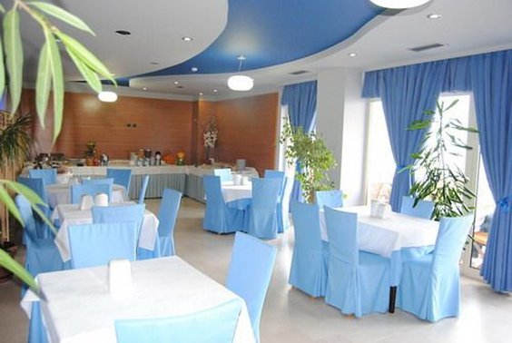 Aragosta Hotel & Restaurant