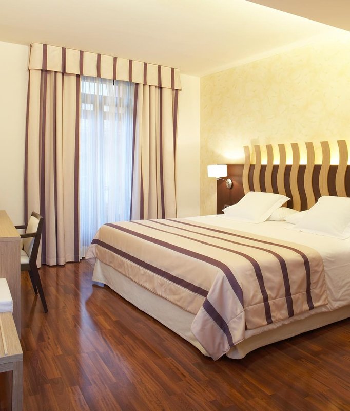 Duran Hotel & Restaurant photo 2