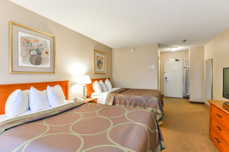 Durham Hotel East & Conference Centre
