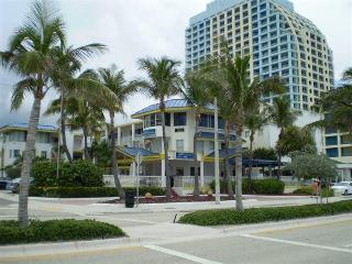 Avalon Waterfront Inns