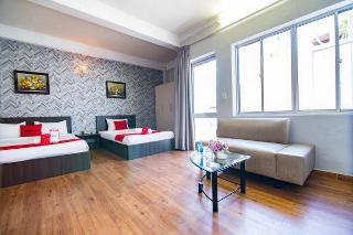 RedDoorz Plus Near HIECC Tan Binh 2