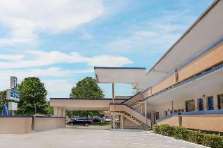 Travelodge Lafayette