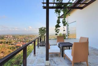 Awanti Villa