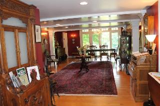 Green River Bridge House Bed And Breakfast Adults Only