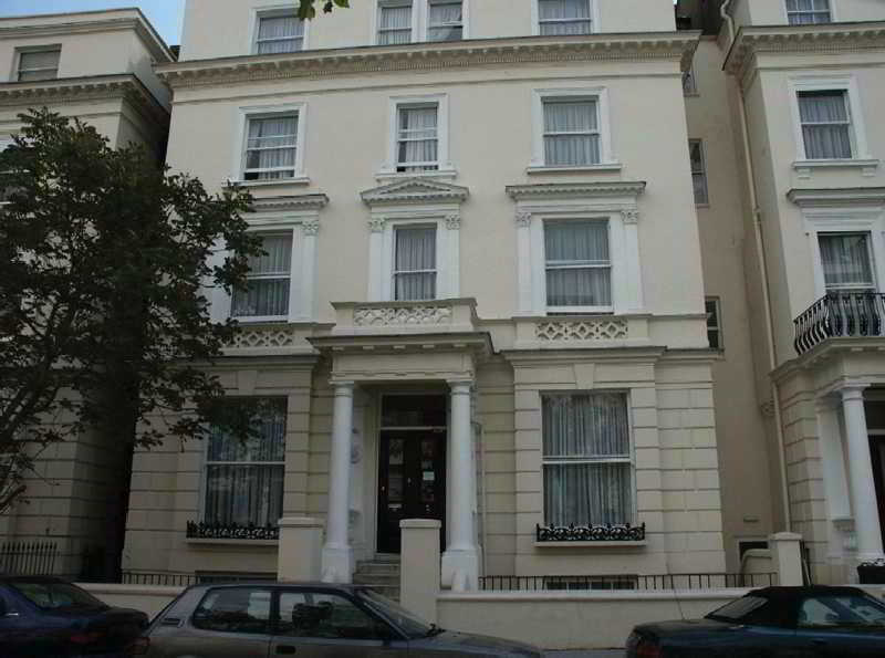 Travel House