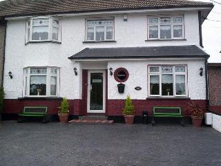FlyOver Bed and Breakfast