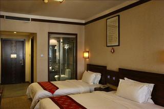 Cien Hotel