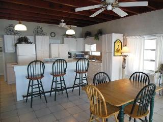 Yellowtail Inn