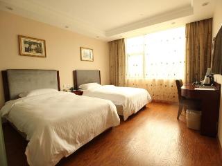 GreenTree Inn Shanghai Chunshen Road Subway Station Express Hotel