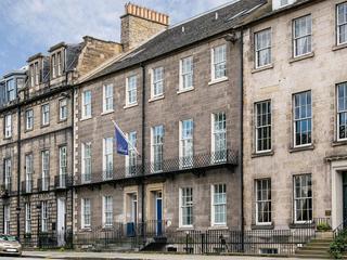 Travelodge Edinburgh Central Queen Street