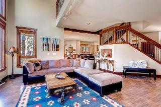 Shekel Haus by Pinnacle Lodging