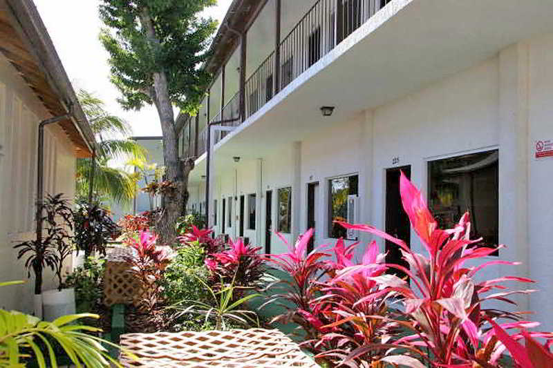 Red Carpet Inn