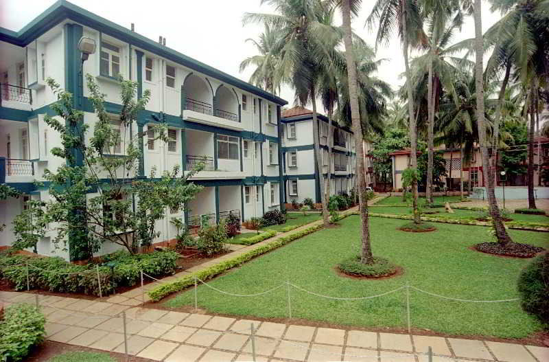 Dona Alcina Resort, Candolim