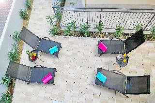 Bacan Family Apartments
