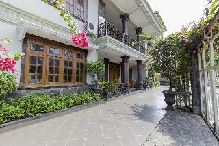 RedDoorz @ Taman Menteng Bintaro