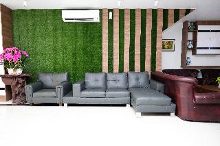 OYO 718 MR J Hotel Wakaf Che Yeh 1