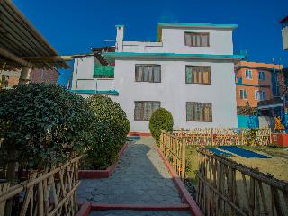 OYO 259 Hotel White And Peace
