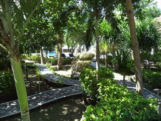 Coral Bay Bungalow