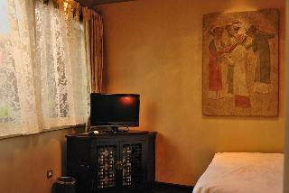 Graceland Yard Hotel