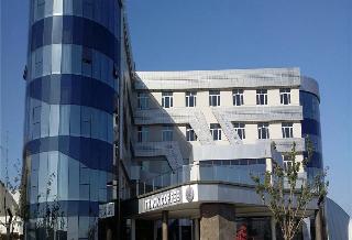 Jun Hotel