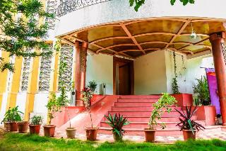 FabHotel Hallmark Begumpet Railway St