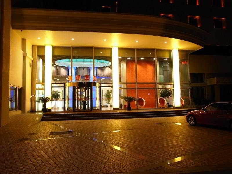 H Hotel