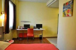 Home Inn Lu Xun Park