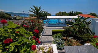 Zefiros Beach