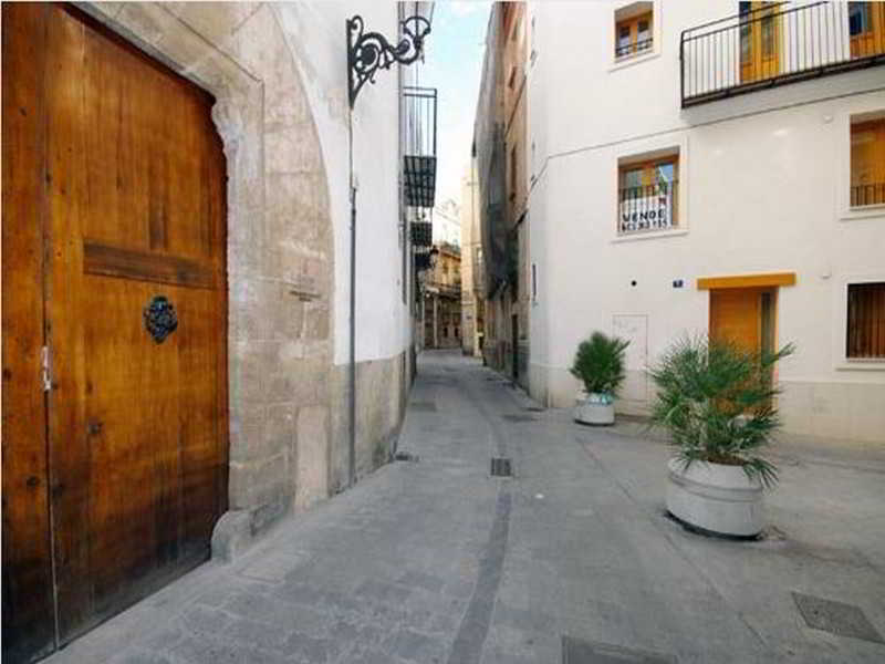 Apartamentos La Lonja