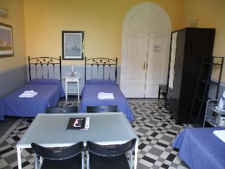 Barcelona Center Plaza Guesthouse Studios