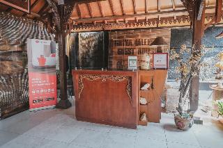 RedDoorz Plus Near Galeria Mall