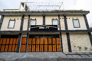 Oyo Life 2098 Homestay Kk