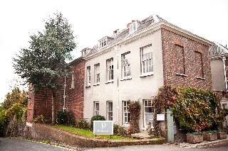 Pelham House
