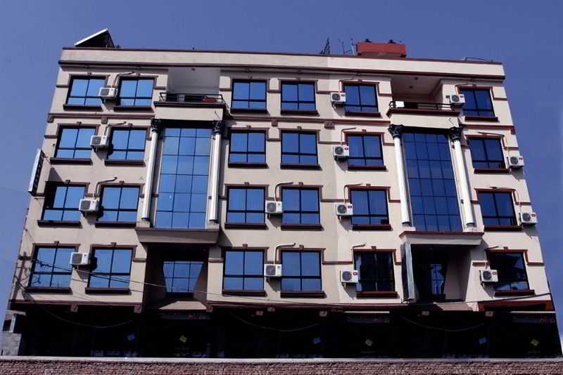 Peak Point Hotel