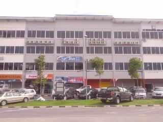 Universal Inn