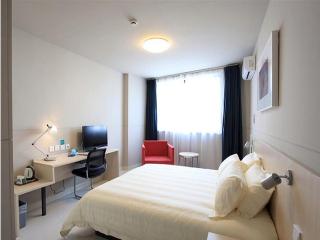 Magnotel Business Wuxi Huishan Wanda Plaza